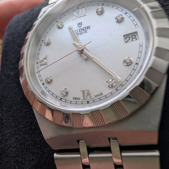 TUDOR Royal 34mm mother of pearl and diamond face - Picture 15 of 17